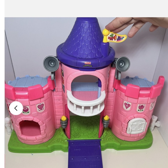 FP LITTLE PEOPLE PINK LIL ROYAL SOUND KINGDOM CASTLE and sounds work! - Picture 2 of 5
